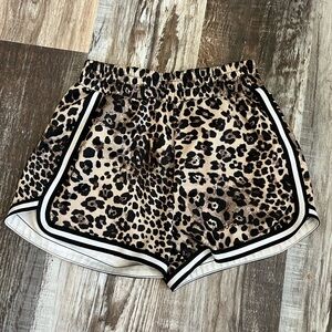 NO BOUNDARIES Leopard Print Women's Shorts